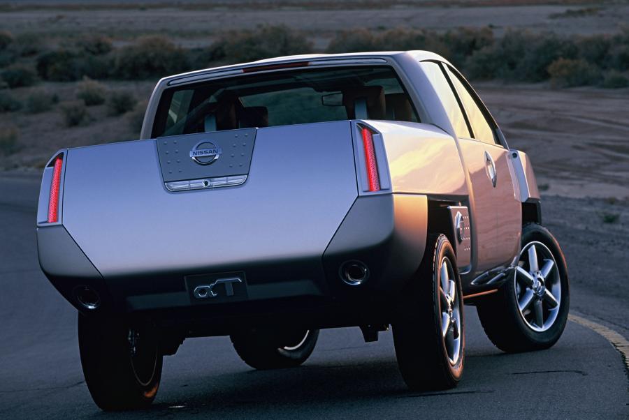  Nissan Alpha-T Concept 2001 года  (фото 7 из 18)